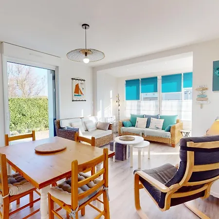 La A Vos Pied Pour 4 Personnes * Les Bussolleries