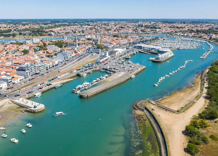 La A Vos Pied Pour 4 Personnes * Les Bussolleries