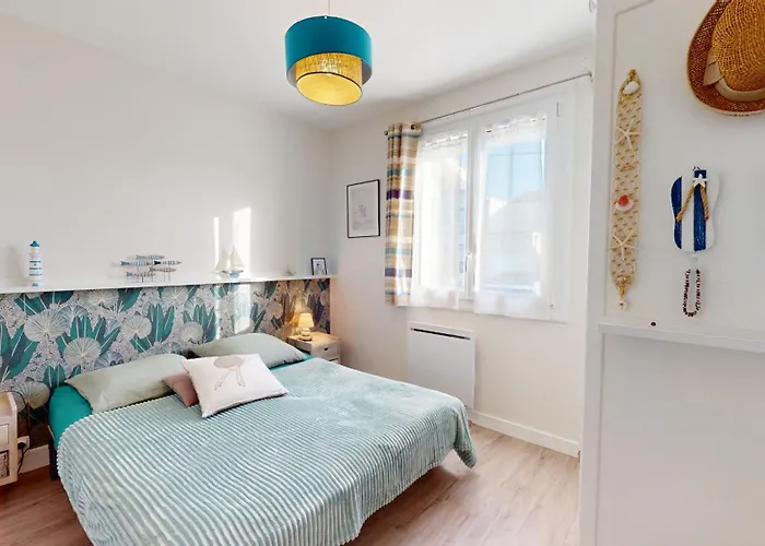 La A Vos Pied Pour 4 Personnes *